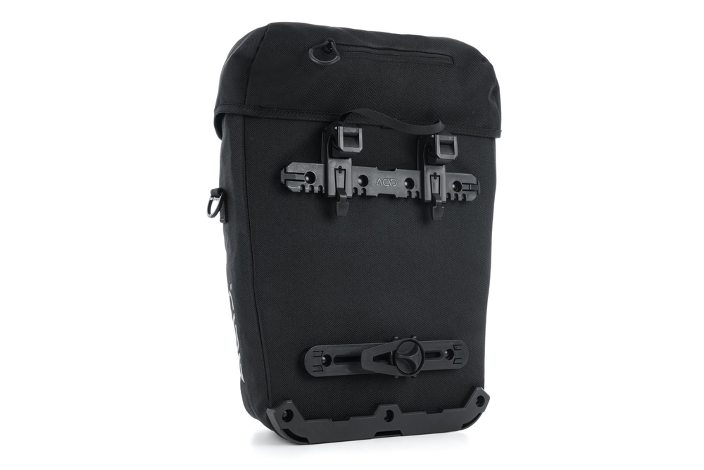 SAKWA CUBE ACID CITY 1*15L CZA