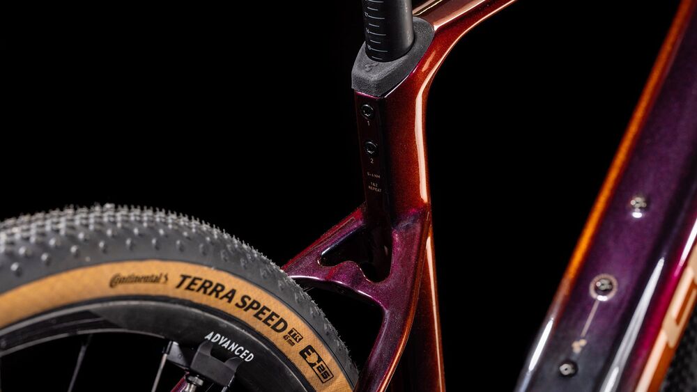 ROWER CUBE NUROAD HYBRID C:62 SLT 400X L BRĄ 25