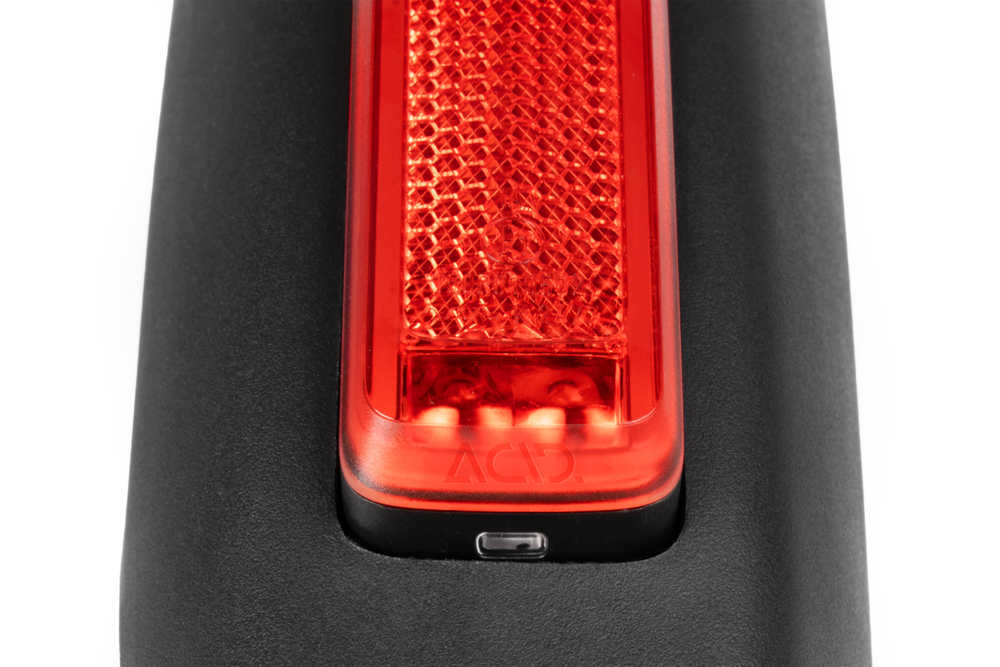 LAMPA T CUBE ACID NA BŁOTNIK SIC 2.0