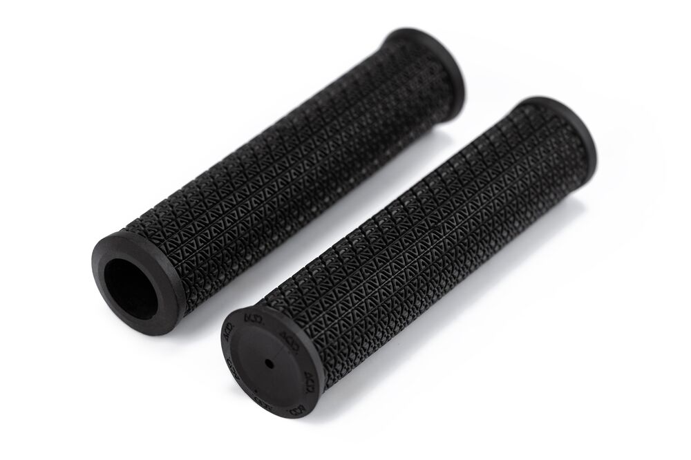 CHWYT CUBE ACID ICON 135MM CZA