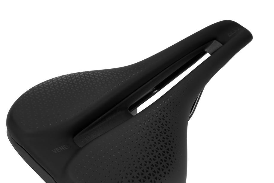 SIODEŁKO CUBE VENEC CERA S/M CZA