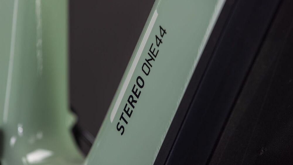 ROWER CUBE STEREO HYBRID ONE44 HPC RACE 800 27 S ZIE/CZA 26