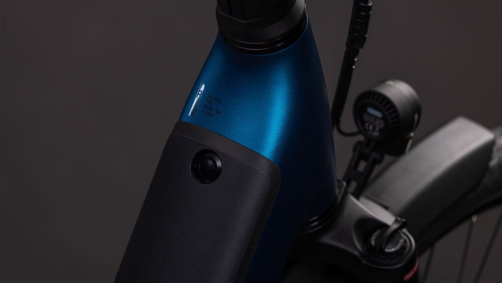 ROWER CUBE SUPREME HYBRID DEL PRO 600 50S NIE/CHRO 26 E