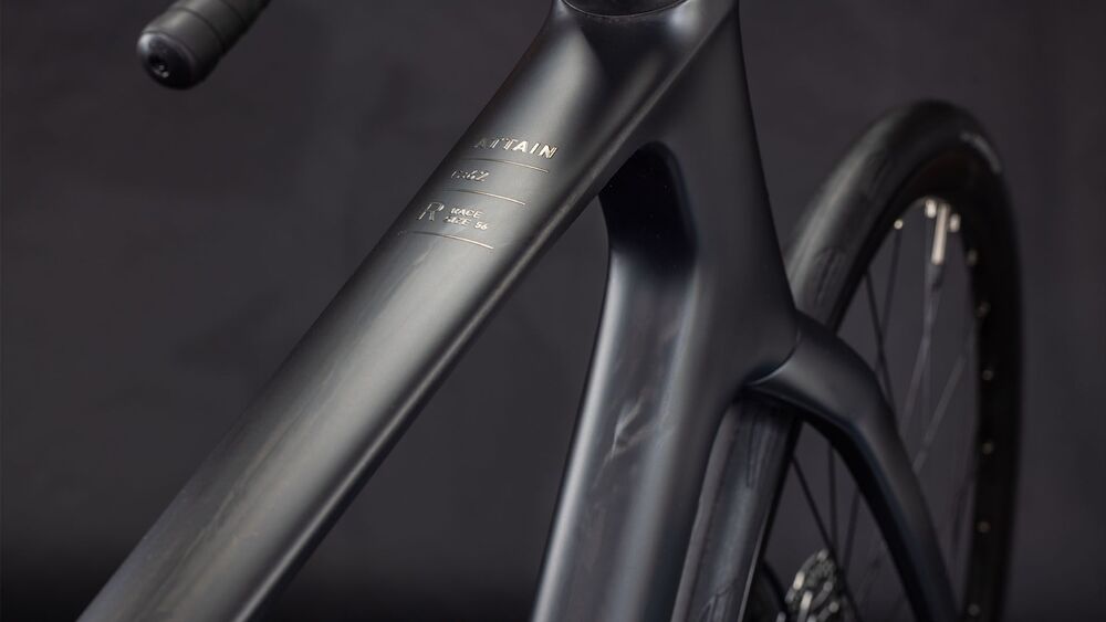 ROWER CUBE ATTAIN C62 RACE 60 CZA 26