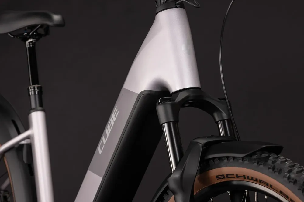 ROWER CUBE REACTION HYBRID PRO 800 FE 27 L 27 E