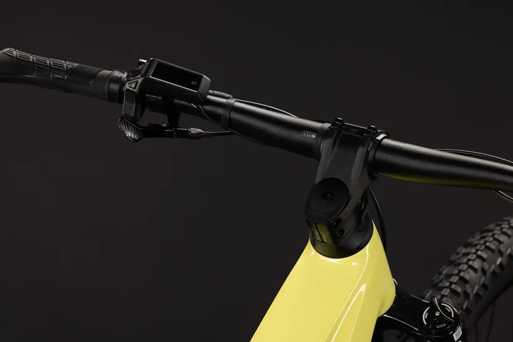ROWER CUBE REACTION HYBRID RACE 800 29 M 27 Z