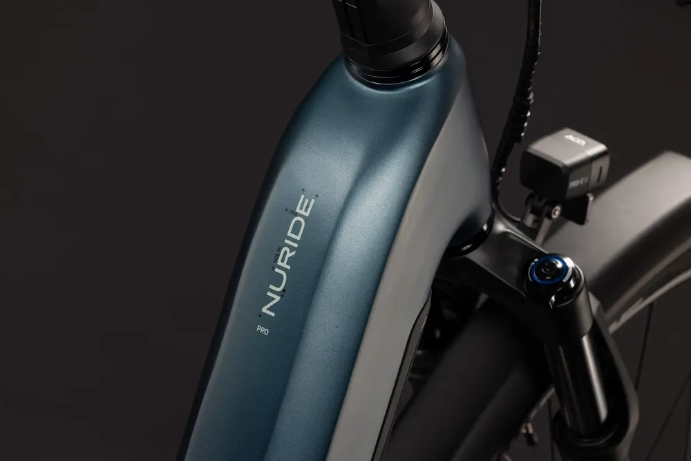 ROWER CUBE NURIDE HYBRID PRO 800 50 27 E
