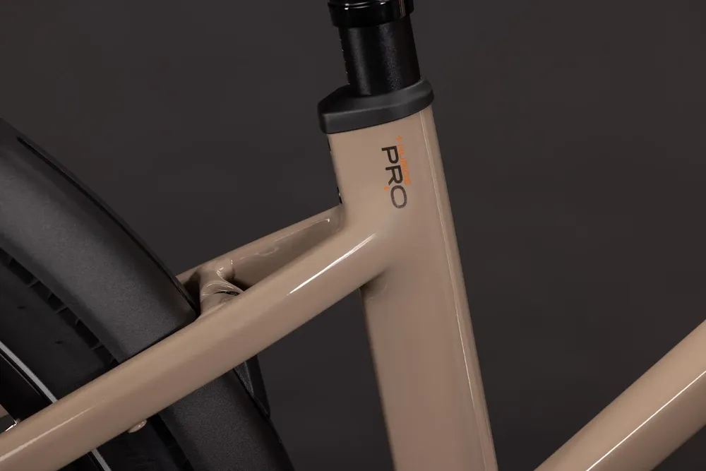 ROWER CUBE NURIDE HYBRID PRO 800 58 27 Z
