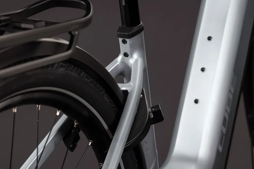 ROWER CUBE KATHMANDU HYBRID ONE 800 54 27 E