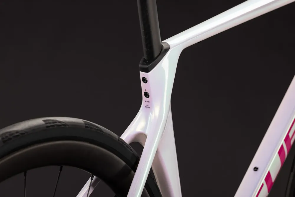 ROWER CUBE AGREE C62 SLX 62 27