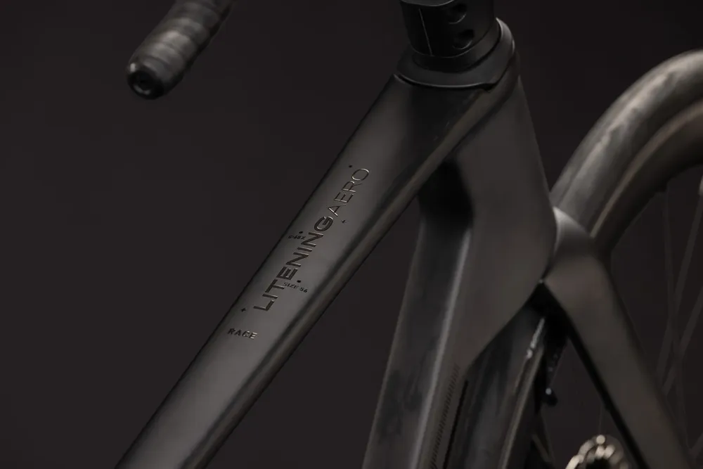 ROWER CUBE LITENING AERO C68X RACE 62 27