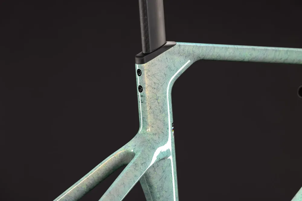 ROWER CUBE LITENING C68X FRAMESET 52 27