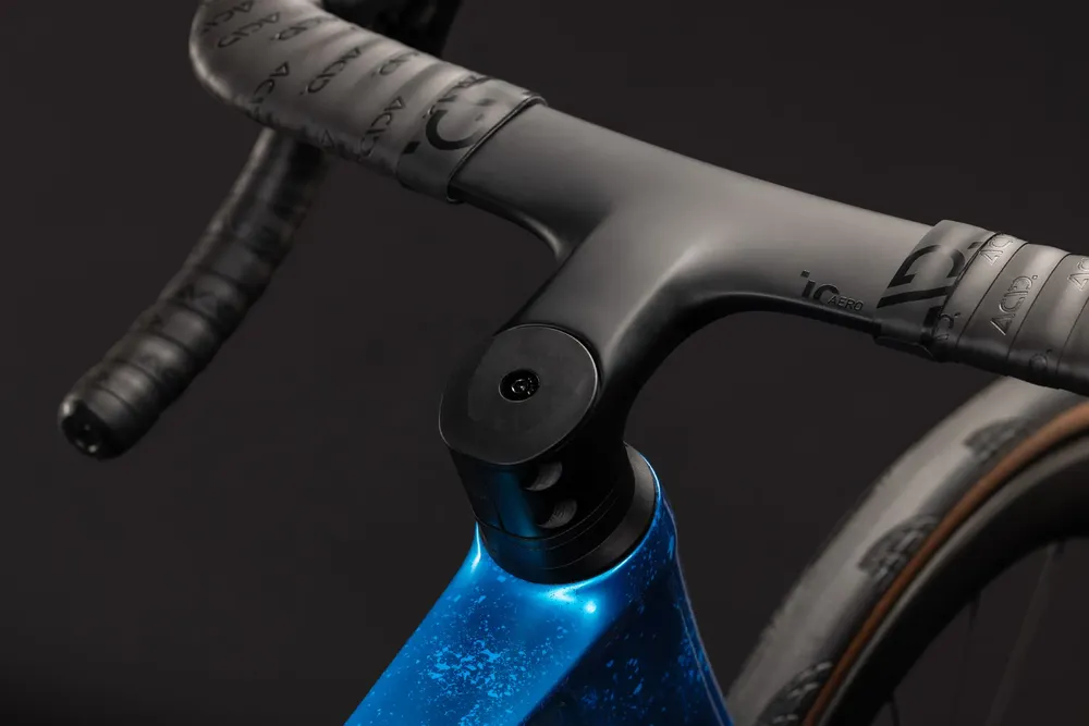 ROWER CUBE LITENING AIR C68X RACE 58 27