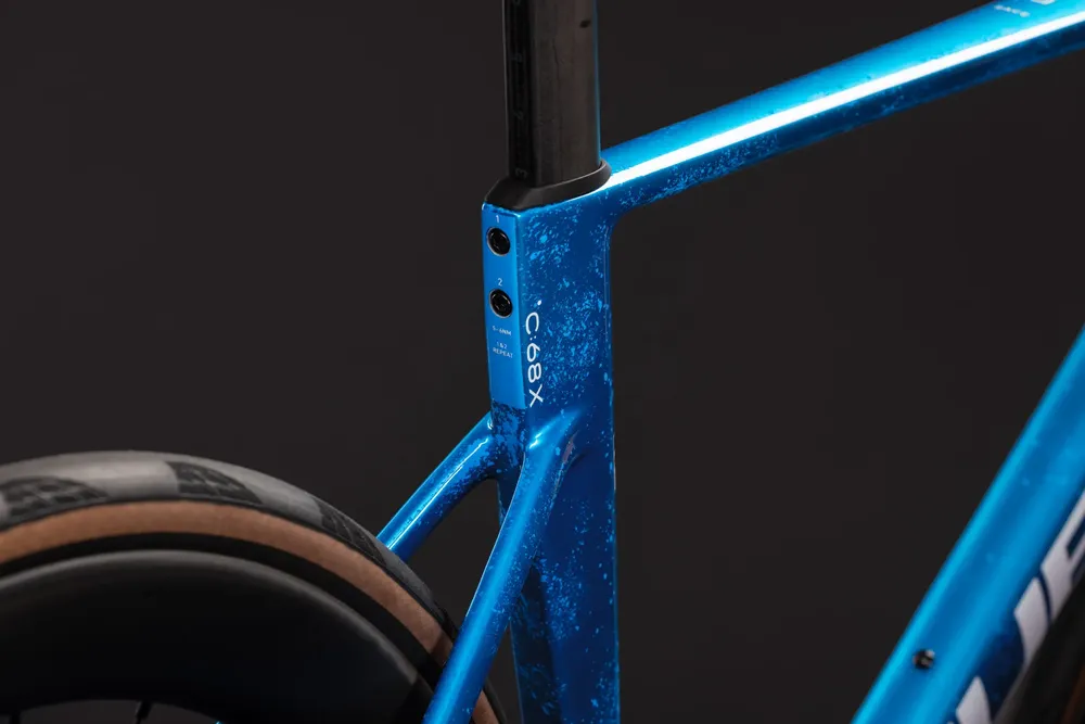 ROWER CUBE LITENING AIR C68X RACE 58 27