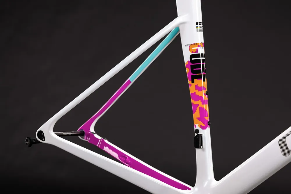 ROWER CUBE LITENING AIR C68X FRAMESET 58 27