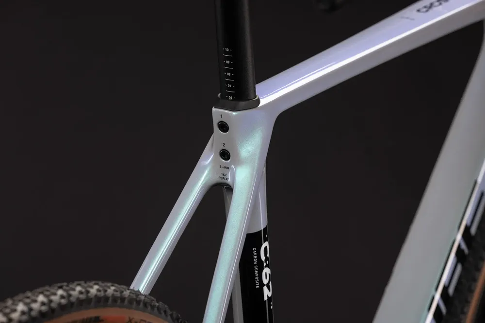 ROWER CUBE CROSS RACE C62 PRO 61 27