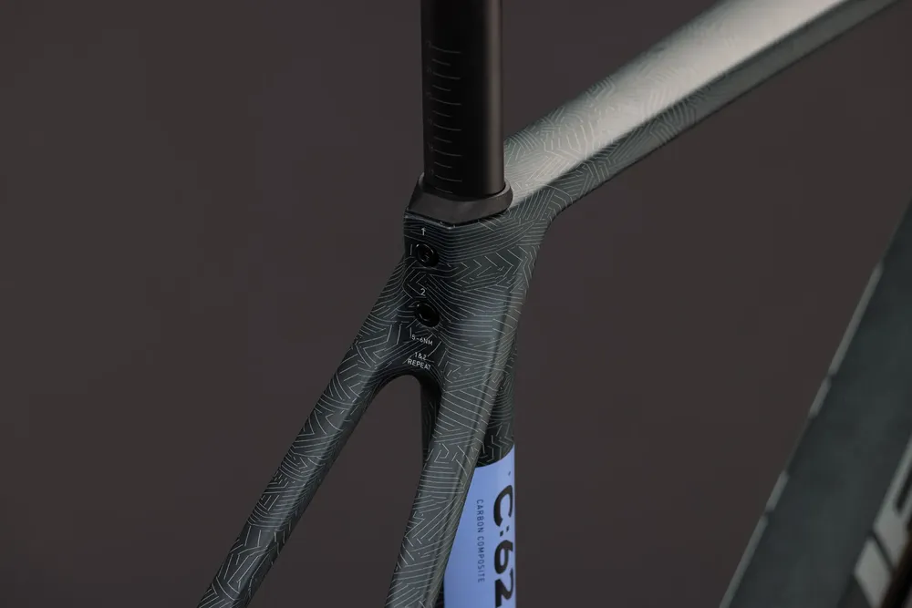 ROWER CUBE CROSS RACE C62 PRO 53 27