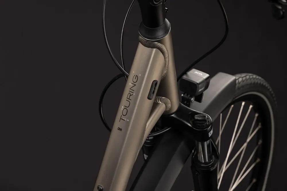 ROWER CUBE TOURING ONE 54 27 E