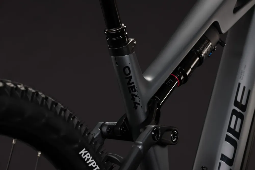 ROWER CUBE STEREO HYBRID ONE44 HPC EXC 800 29 L 27