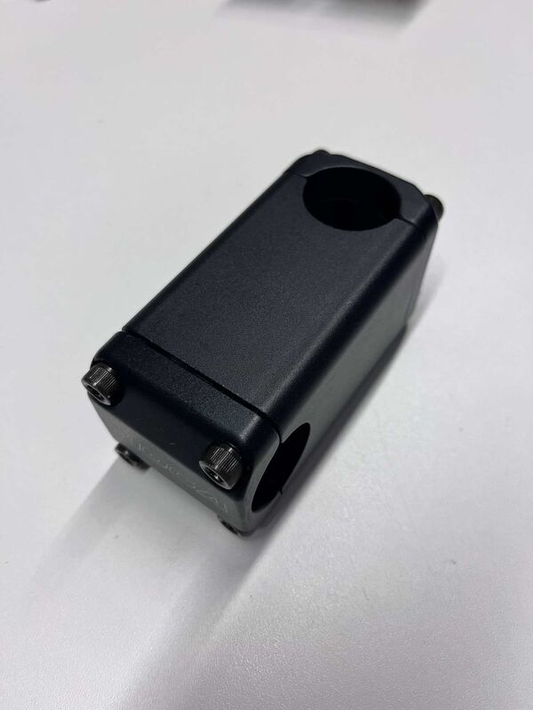 MOSTEK AH CUBE 70/25.4 CZARNY